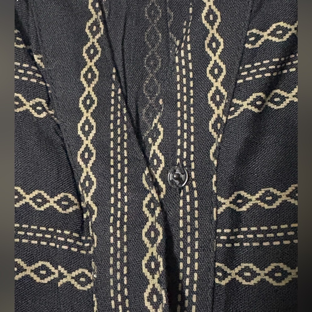 Elan Tiered, Bell Sleeve Babydoll Swing Black and Tan Dress. Pockets, Split Neck - Picture 11 of 15